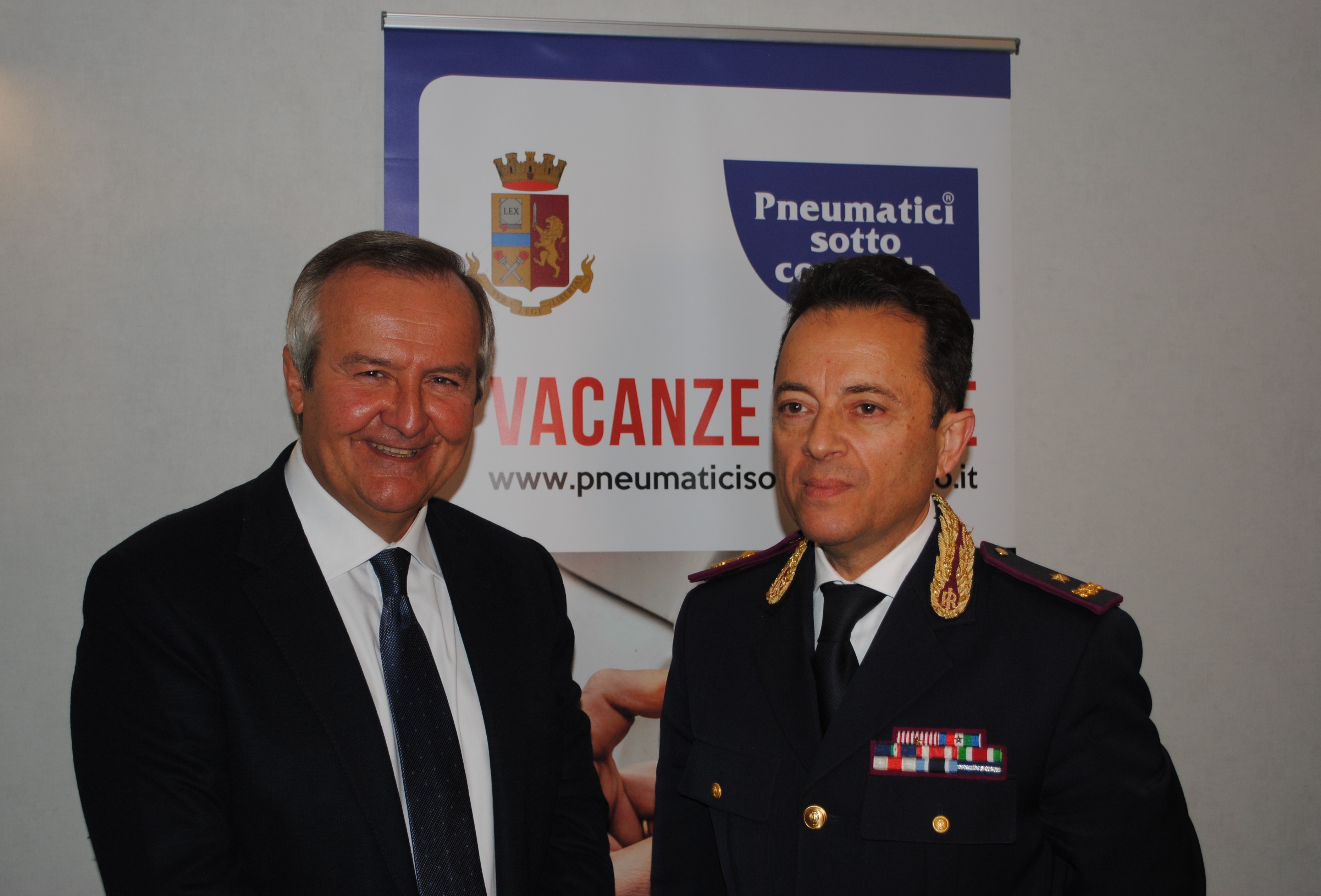 RIPARTE IL PROGETTO “VACANZE SICURE”: UNA STRETTA COLLABORAZIONE TRA POLIZIA STRADALE E “PNEUMATICI SOTTO CONTROLLO”